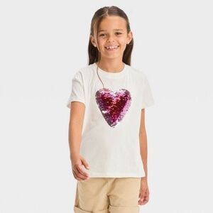 Cat & Jack , cream color short sleeve heart top, size 10/12